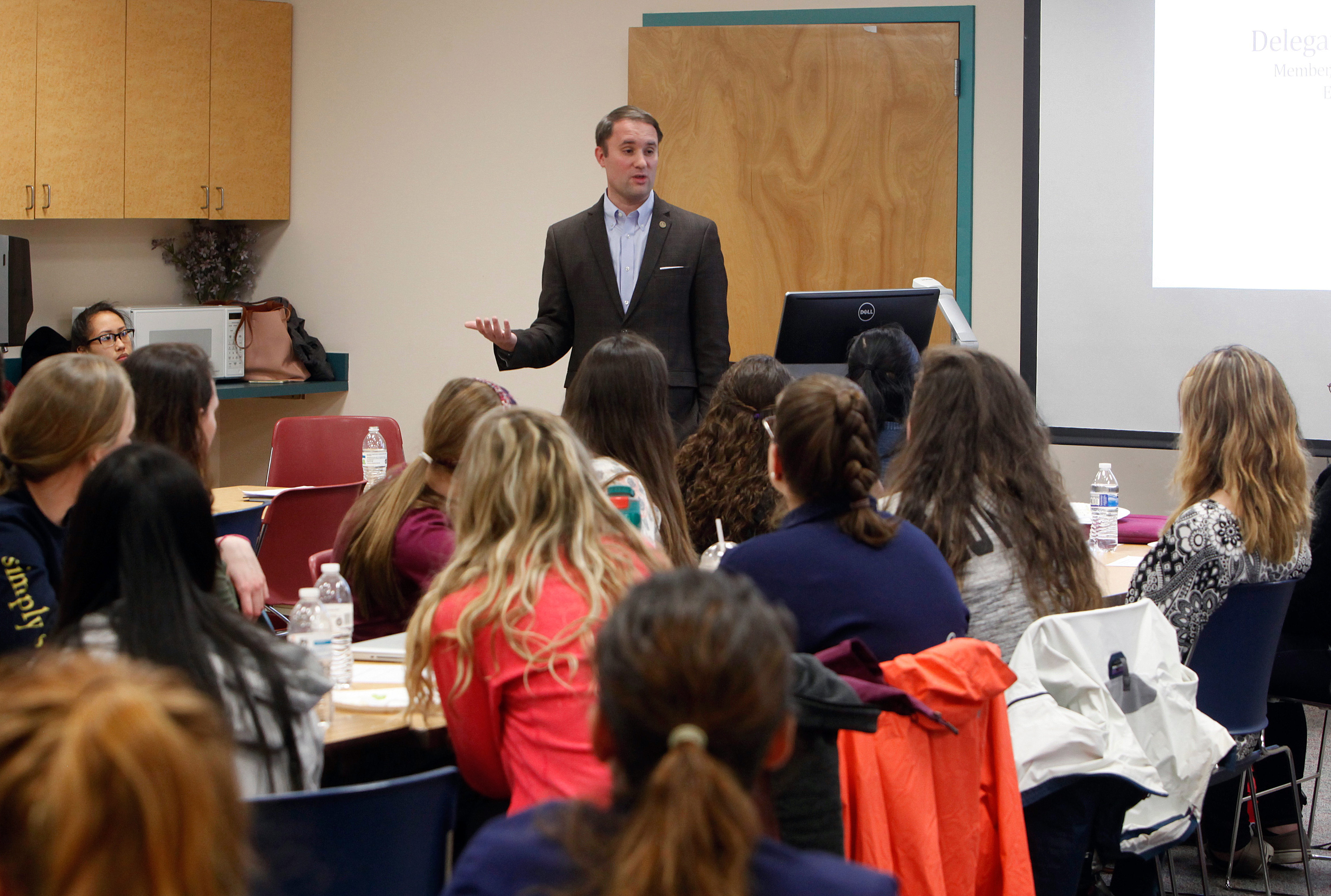 Virginia Del. Jason Miyares talks with ODU's NSSLHA chapter about his disability and career success