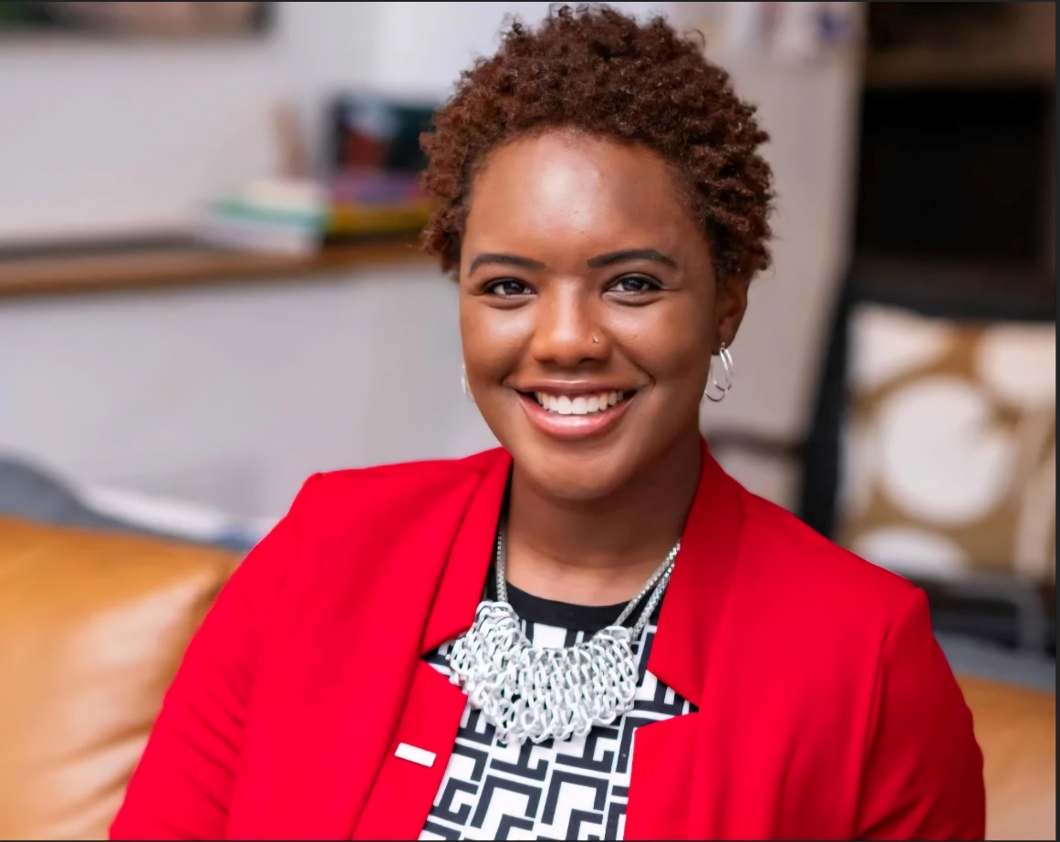 headshot of Kymisa Bishop