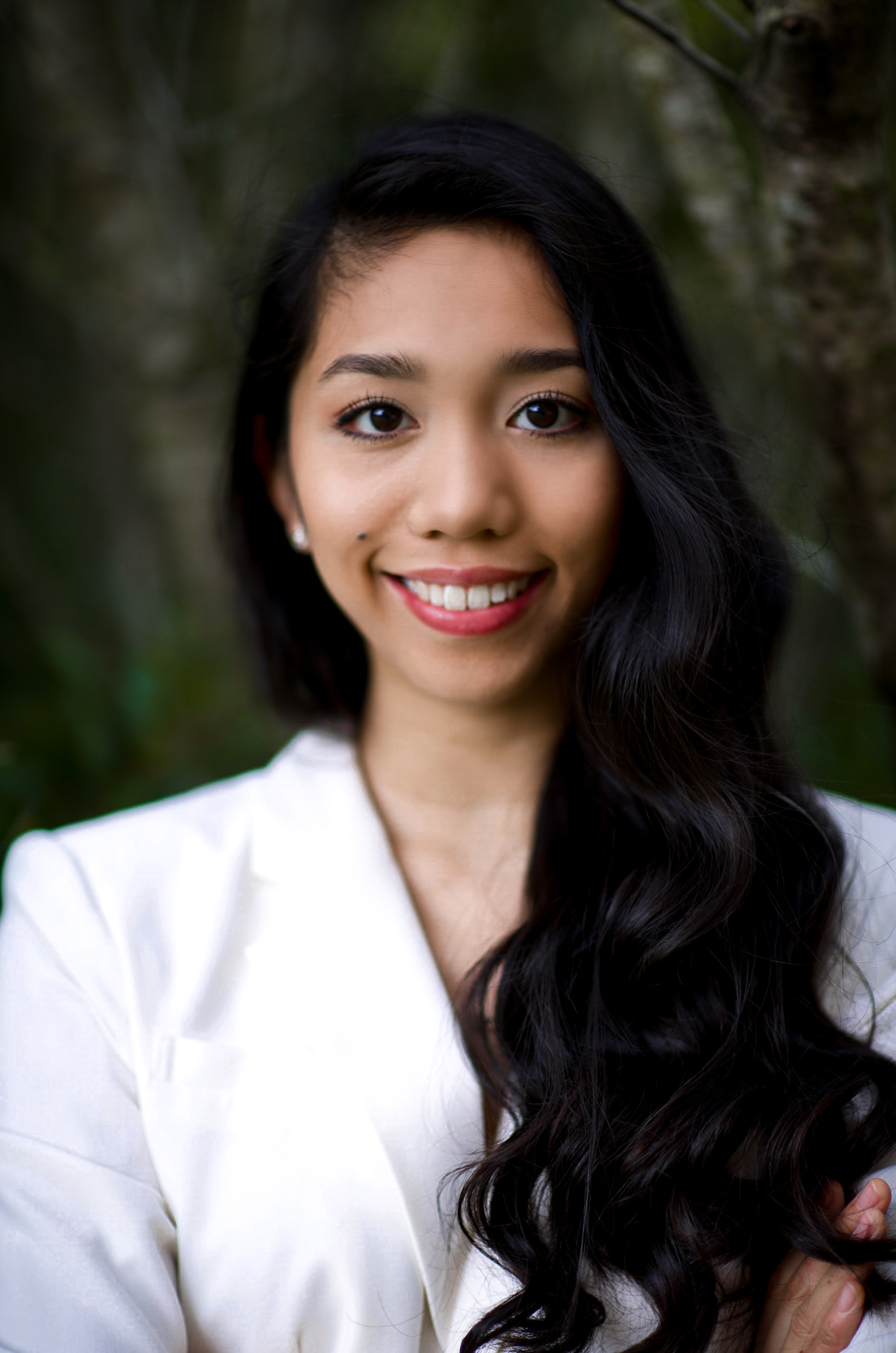 Headshot of a woman.