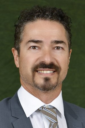 headshot image of Ozelkan.