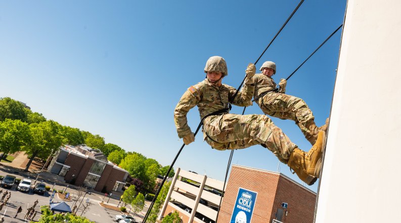 AROTC Rappelling Training