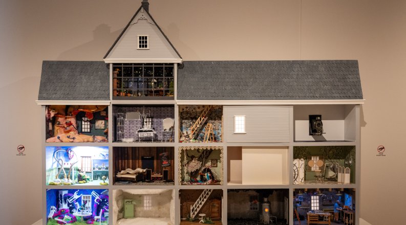 Photo of a large-scale dollhouse.