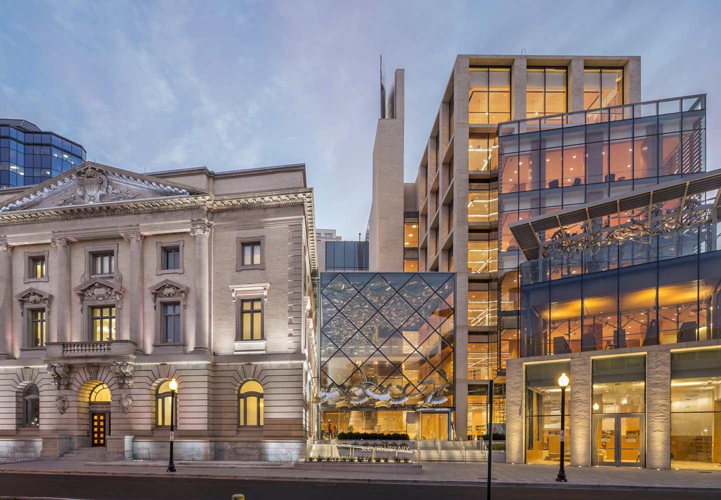 Norfolk Public Library, Slover Memorial Main Branch