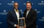 2022 Customer Relations Employee of the Year Rob Wells with President Brian O. Hemphill.