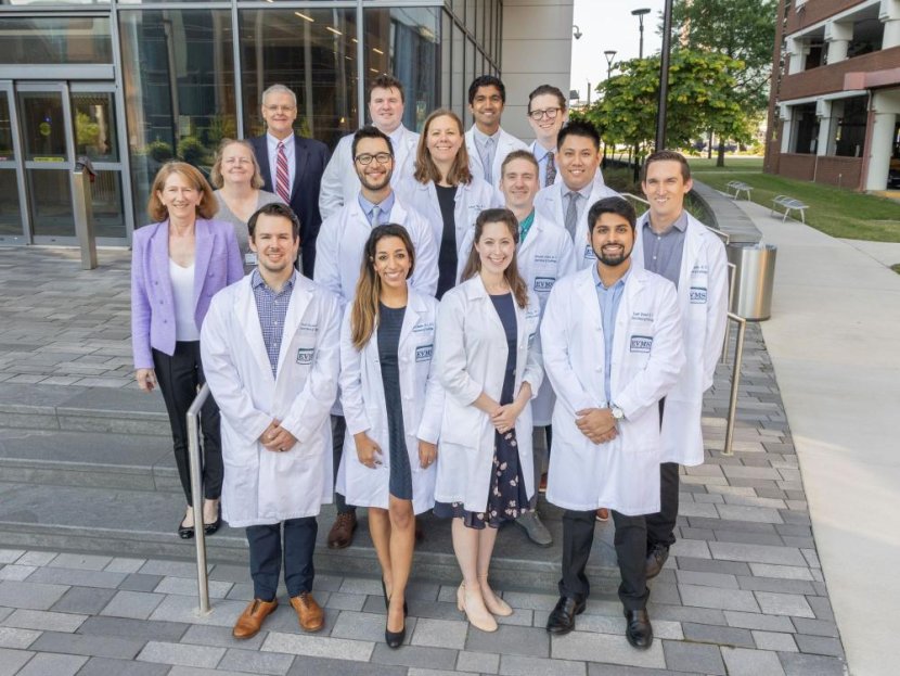 Group shot in front of Waitzer Hall of current radiology res